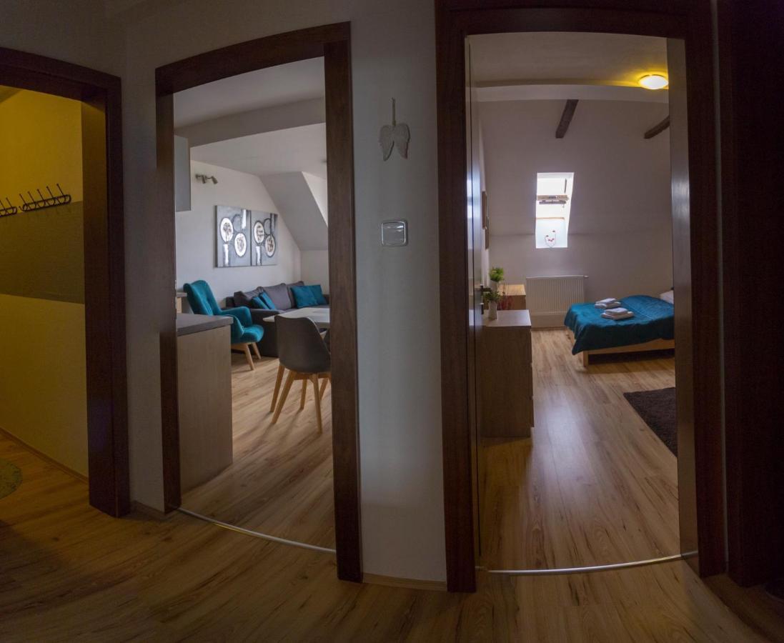 Apartman Angel ヴェルカー・ロムニツァ エクステリア 写真